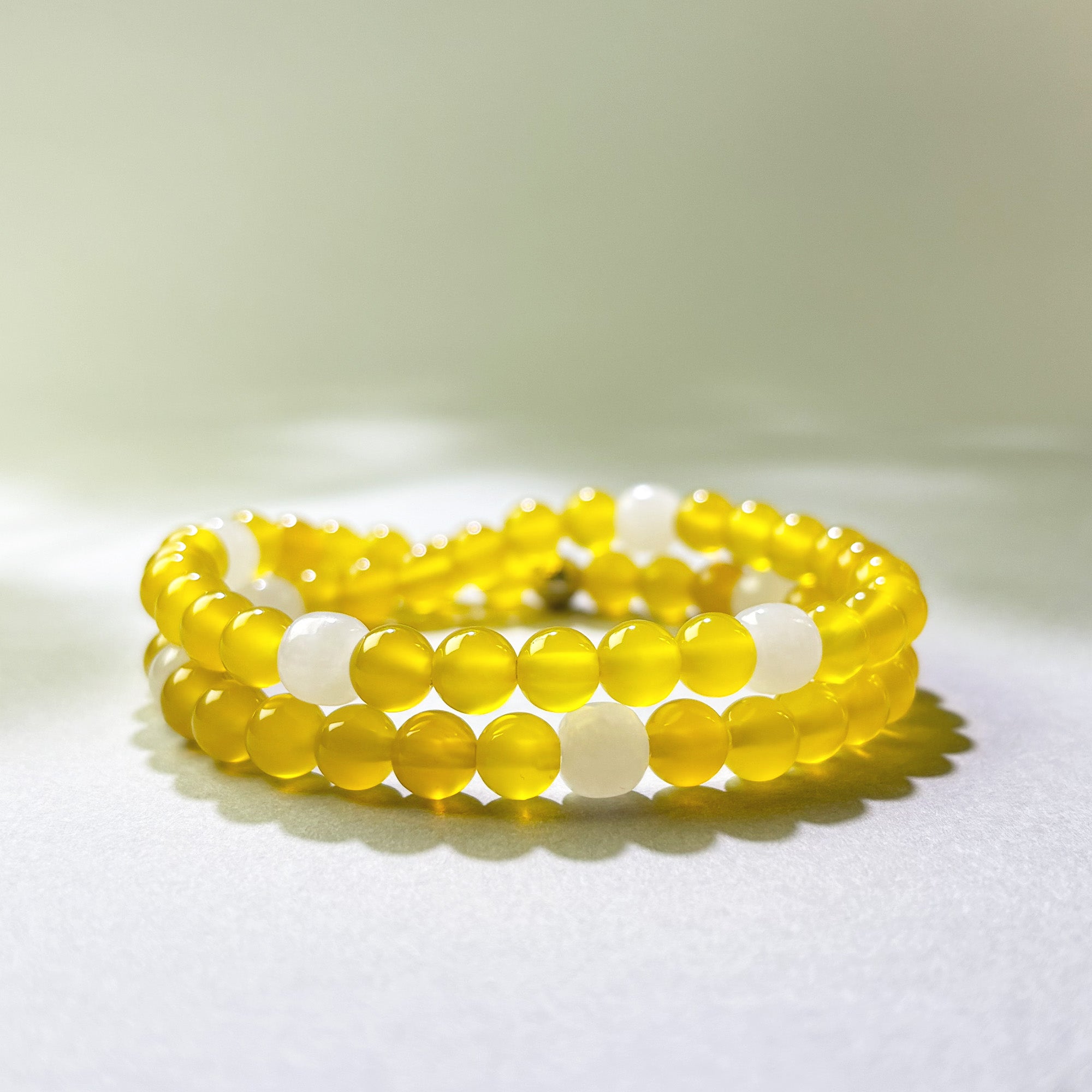 Yellow Agate and White Hetian Jade crystal bracelet for feeling tired all the time and can’t relax